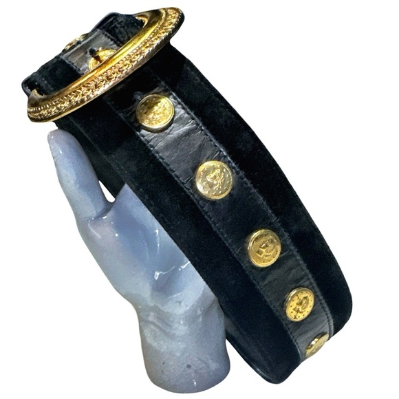 R.J. Graziano Black and Gold Statement Belt. Size Small. - Picture 12 of 14